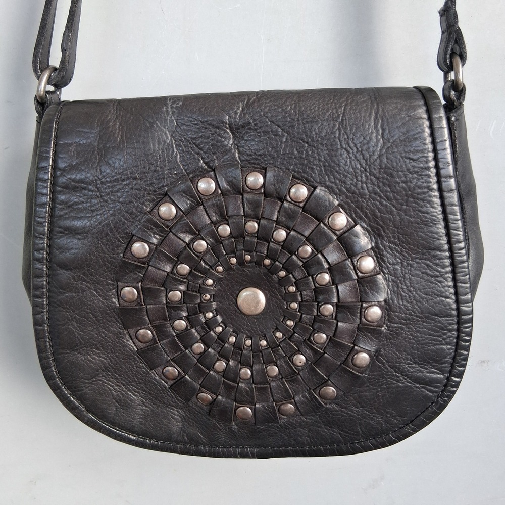 Vilenca Holland Black Leather Studded Woven Sunburst Crossbody Saddle Bag